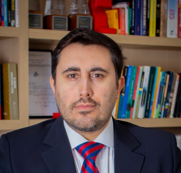 Helio Zwicker, advogado especialista em Direito Gamer e dos eSports